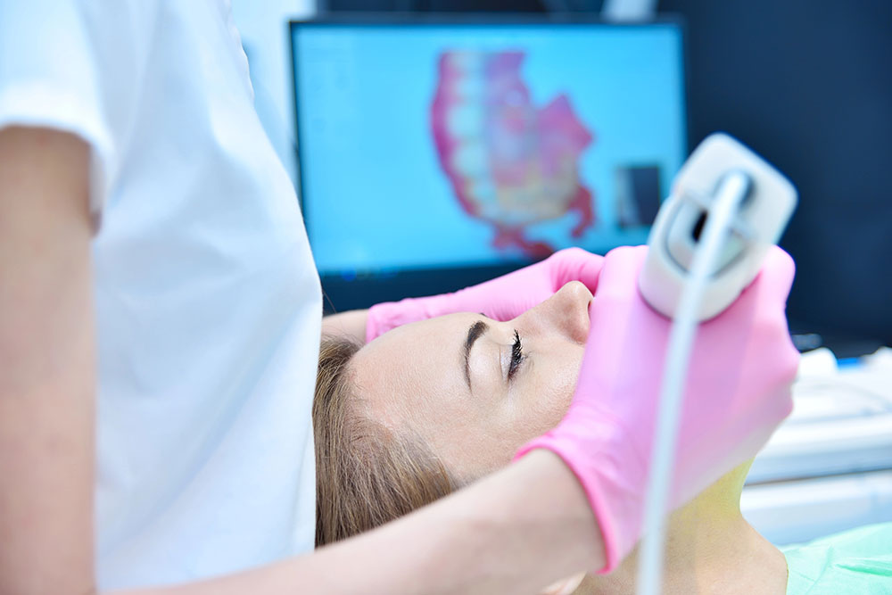 Medit I700 Vs. I900: Which Scanner Suits Your Dental Practice Best?